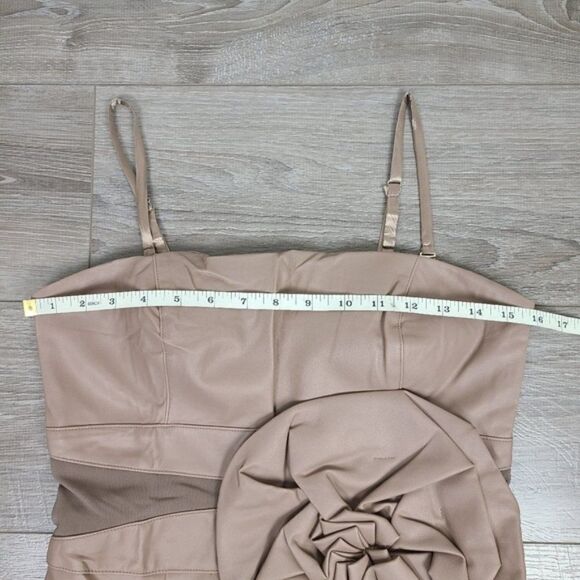 LUCY Paris Taupe Tan Faux Leather Rosette Waist Bodycon Sheath Mini Dress Large - Picture 14 of 17